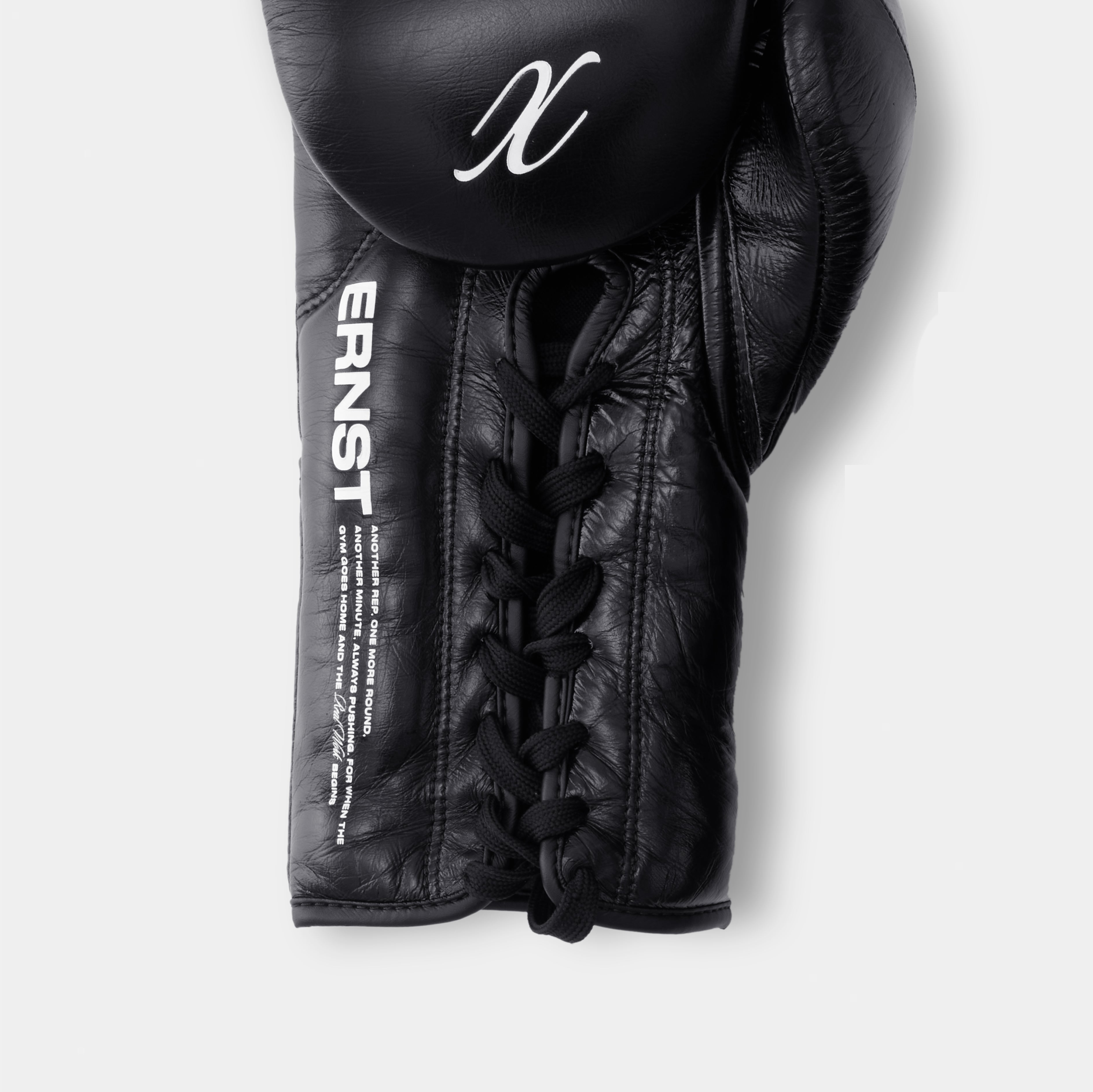Ernst Lace Up Gloves
